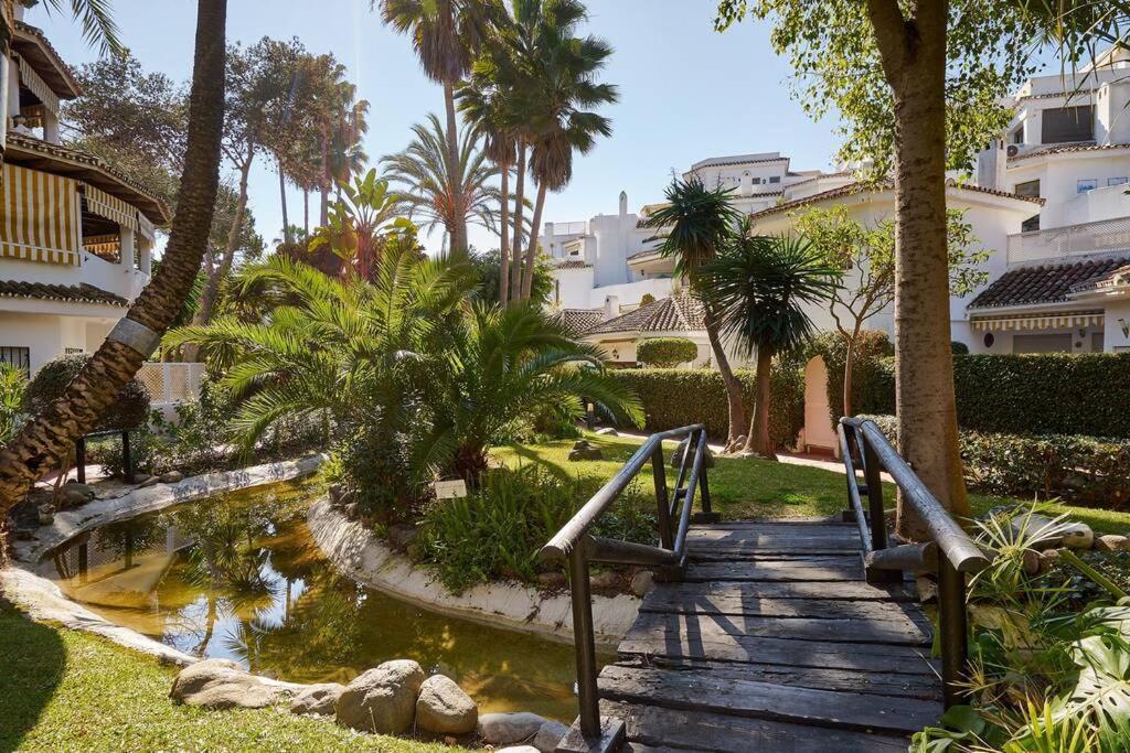 Golden Beach Marbella-primera Linea De Playa Apartamento Marbella