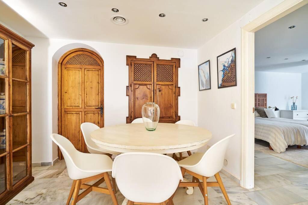 Apartamento Golden Beach Marbella-primera Linea De Playa Marbella