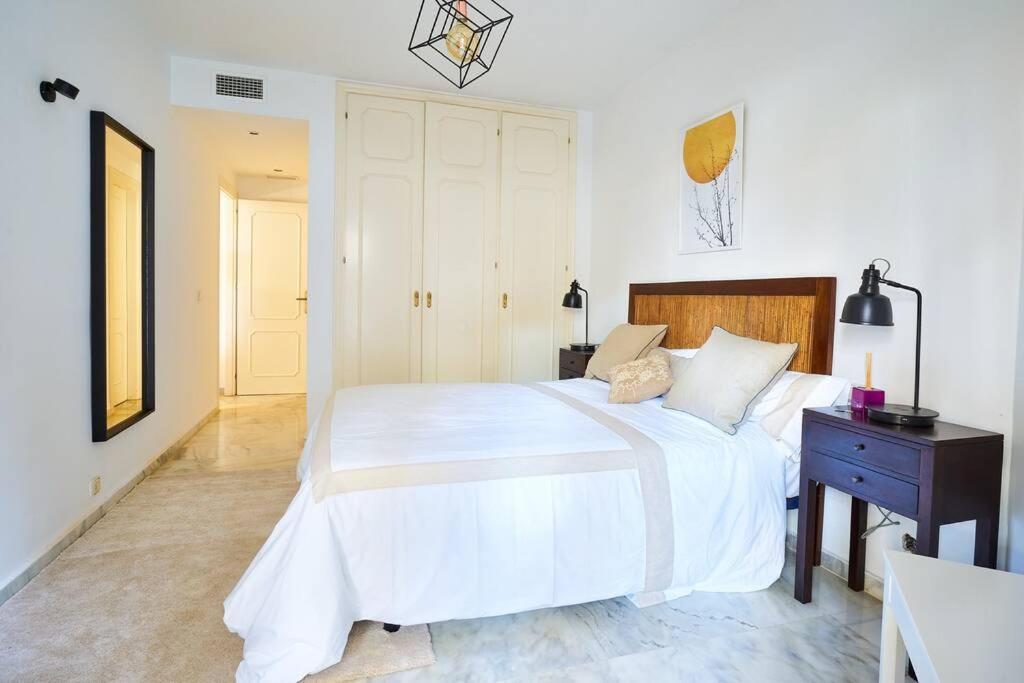 Golden Beach Marbella-primera Linea De Playa Apartamento *